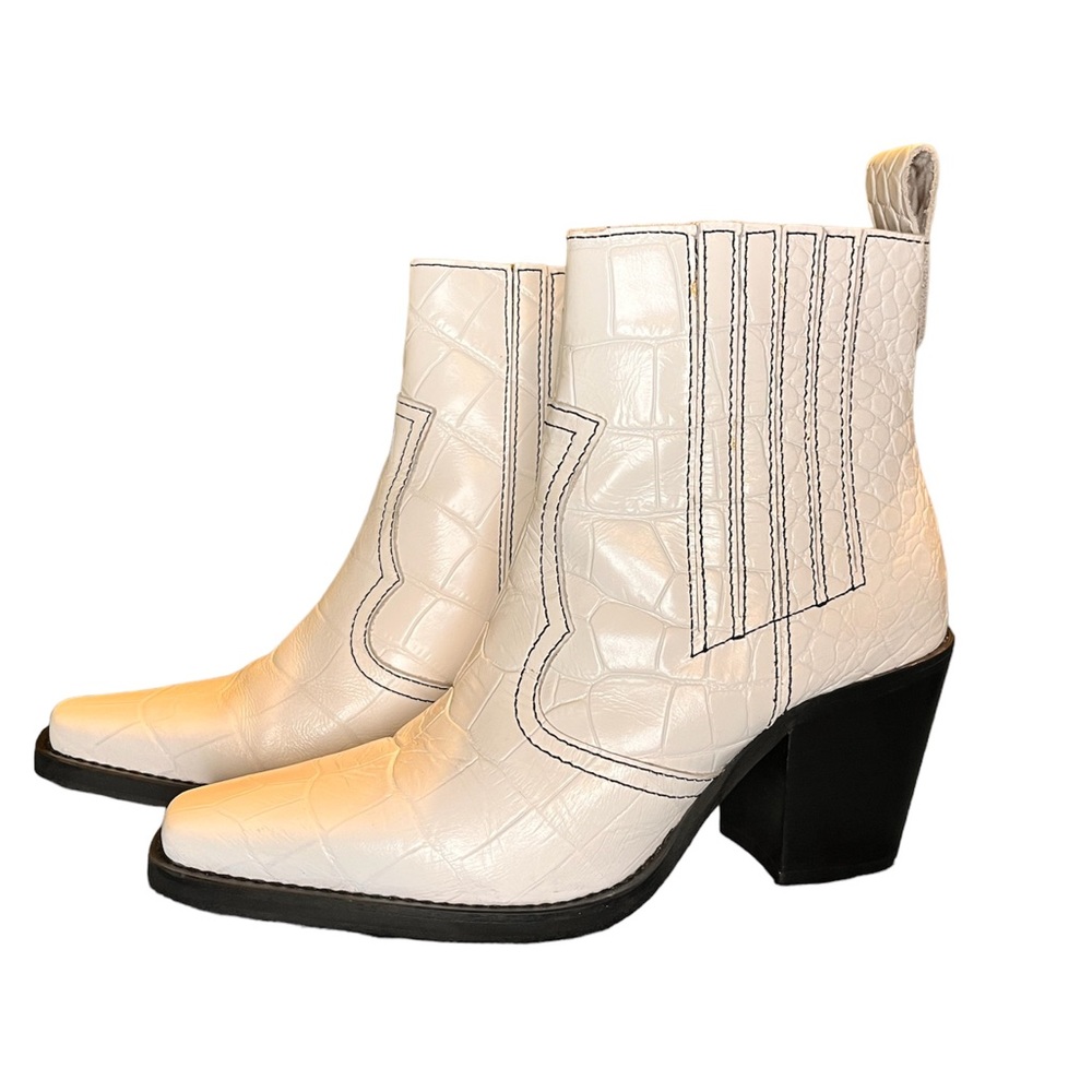 GANNI white ankle boots size 36